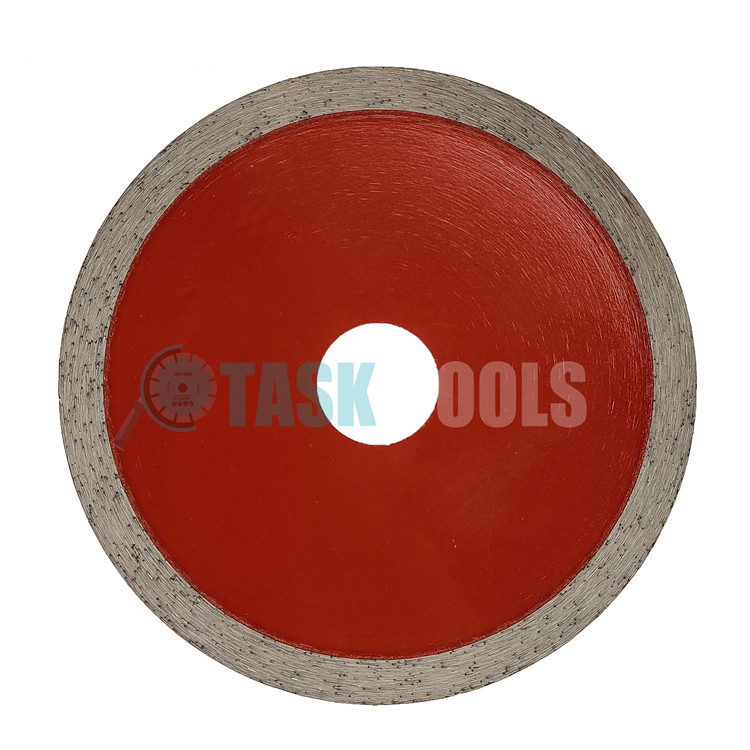 Cold pressed diamond saw blade