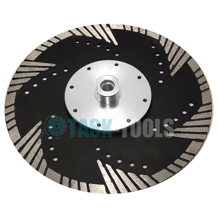 Cold pressed diamond saw blade